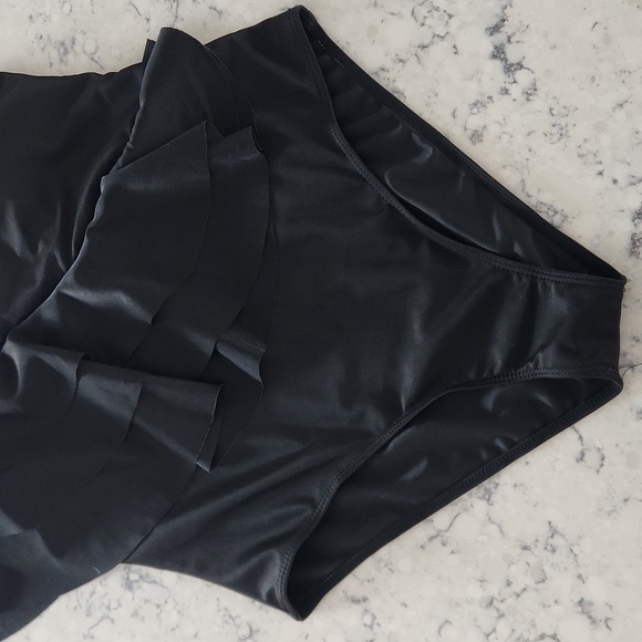 Black One-Shoulder Ruffle Swimsuit - Picture 6 of 14